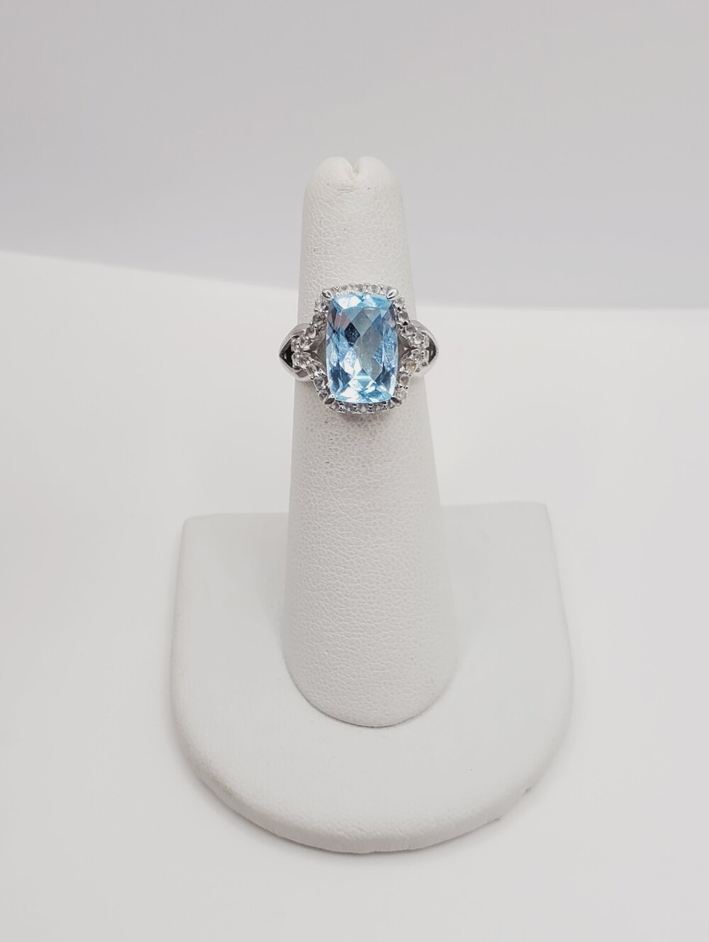 5.25 Carat Genuine Blue Topaz Halo Cocktail 925 Sterling Silver Ring - Picture 8 of 9